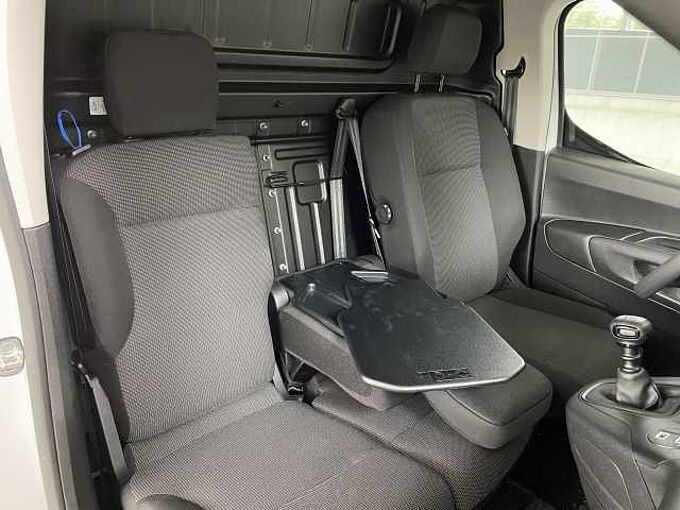 Citroen BERLINGO 1.5 BlueHDi M 100pk S/S * 3PL * CAMERA * CAR PLAY