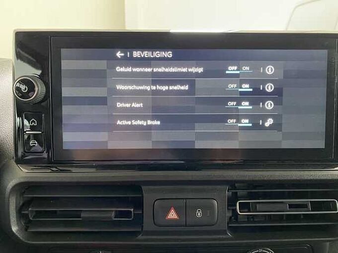 Citroen BERLINGO 1.5 BlueHDi M 100pk S/S * 3PL * CAMERA * CAR PLAY