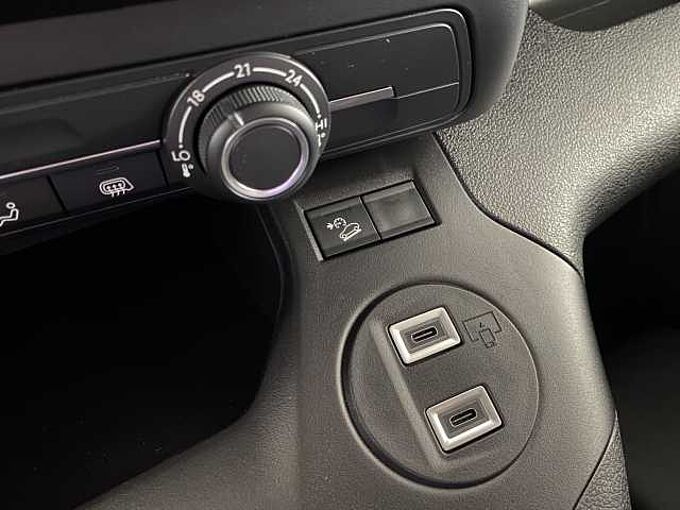Citroen BERLINGO 1.5 BlueHDi M 100pk S/S * 3PL * CAMERA * CAR PLAY